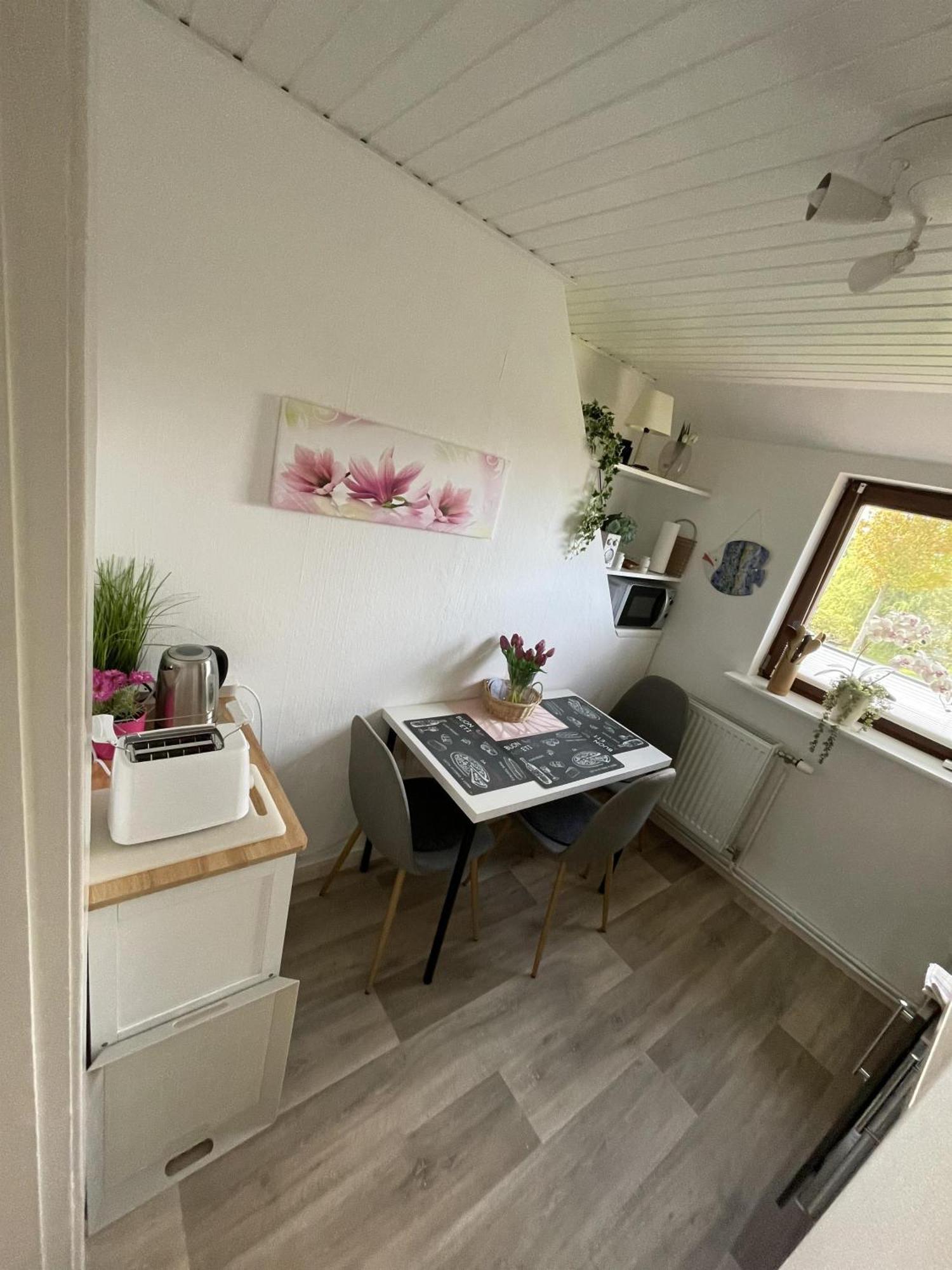Ferienwohnung Alice Burhave Exterior foto
